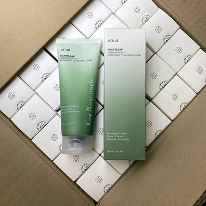 Anua heartleaf quercetinol pore deep cleansing foam
