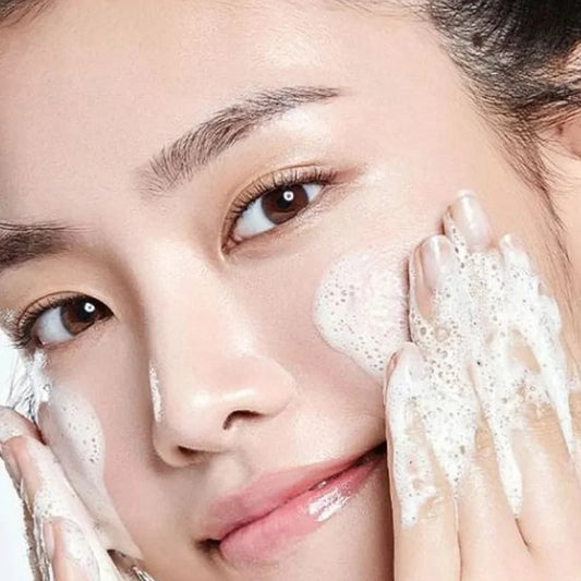 Anua 8 hyaluronic acid hydrating gentle foaming cleanser