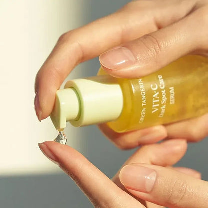 Goodal green tangerine vita-c dark spot care serum
