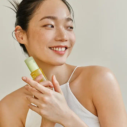 Goodal green tangerine vita-c dark spot care serum