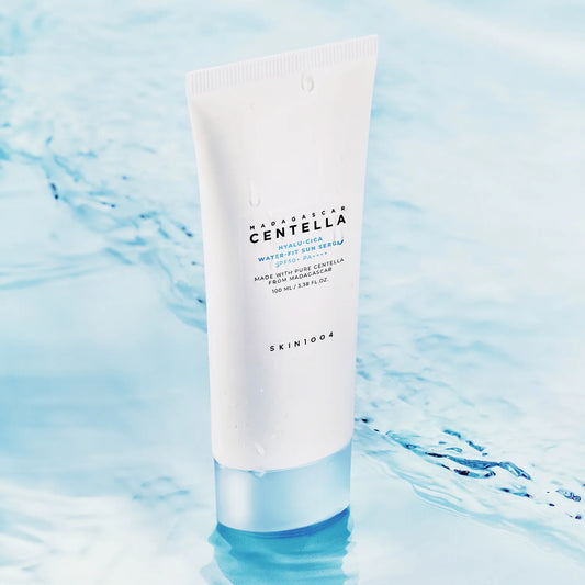 SKIN1004 Madagascar centella hyalu-cica water-fit sun serum SPF50+ PA++++