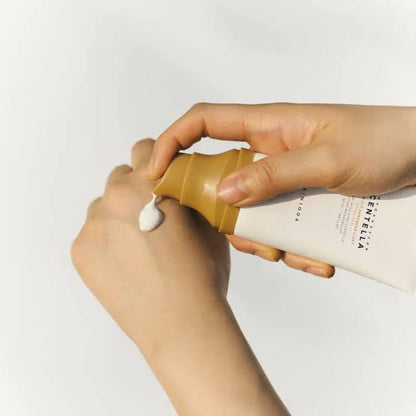 SKIN1004 Madagascar centella air-fit suncream light SPF30 PA++++