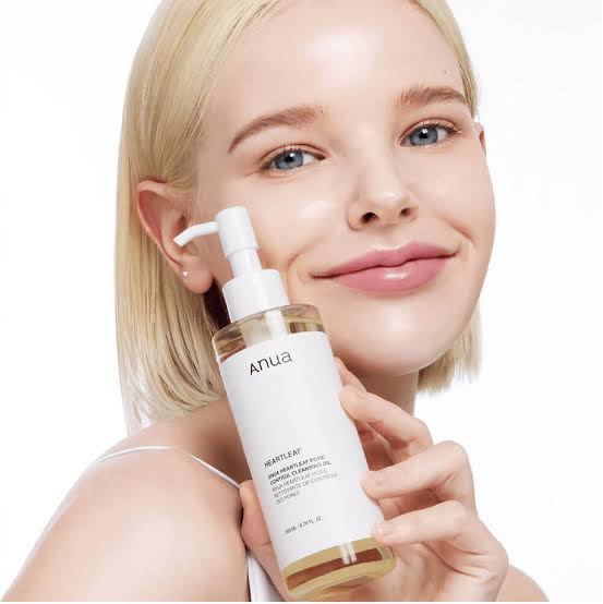 Anua heartleaf pore control cleansing oil